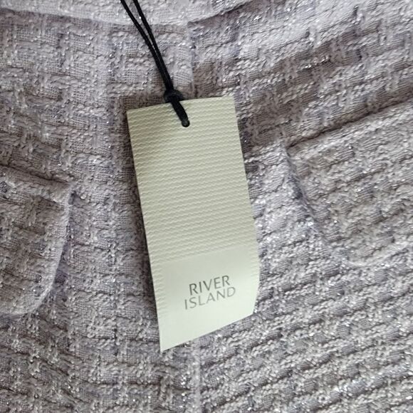 River Island High Rise Dress Shorts. NWT.Size 4. - Picture 6 of 9